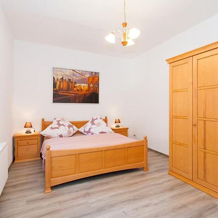 Apartment Zoey Auerbach  Bagian luar foto